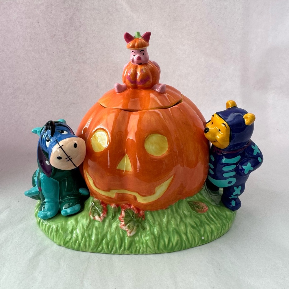 Vintage 1998 Disney Store Halloween Cookie Jar Pooh Piglet Eeyore in Costumes - Picture 2 of 11